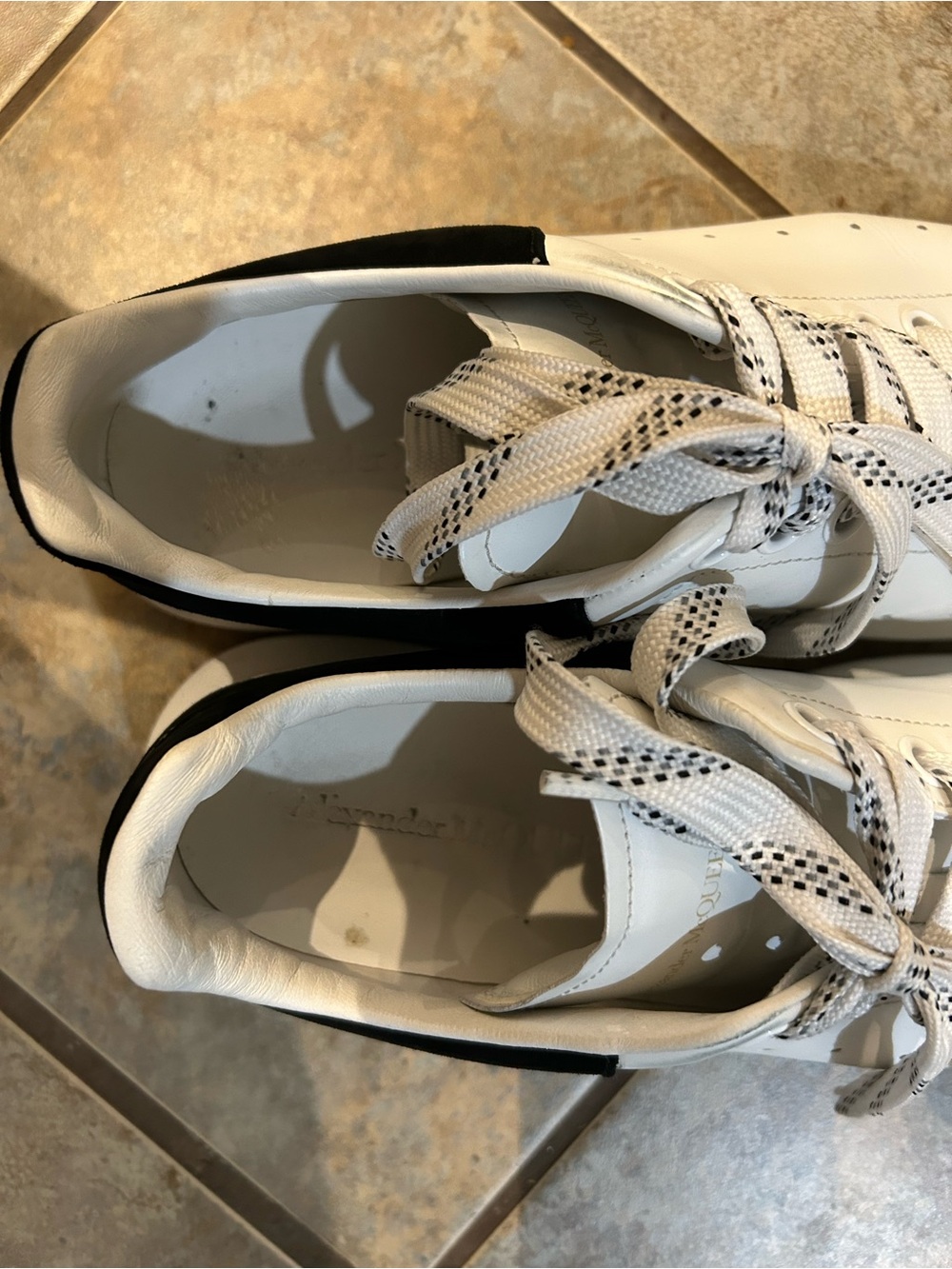Alexander McQueen - McQueen Oversized Sneakers - Sz 40 (10) - Picture 5 of 7